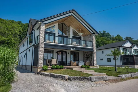 33 CEDAR Drive, ON N0E 1T0