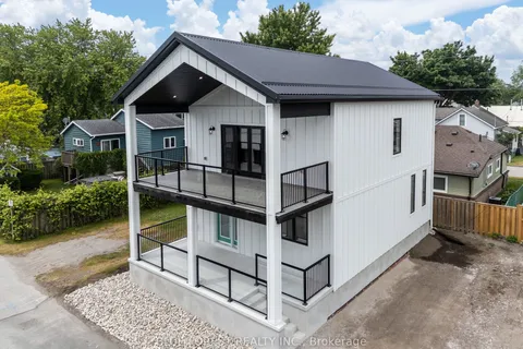 156 MAUD Street, ON N5L 1C8