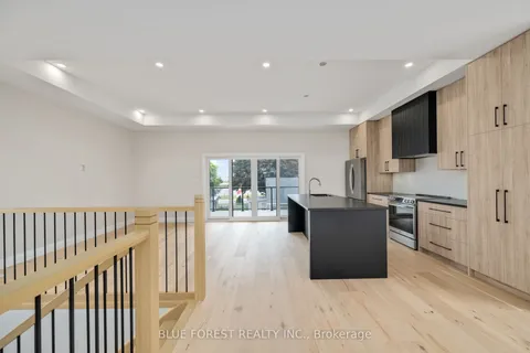 154 MAUD Street, ON N5L 1C8