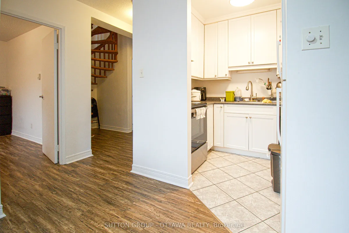 309 Cyr Avenue, ON K1L 7N6