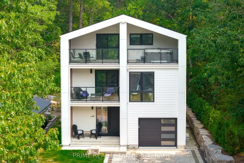 35 Walker Street, ON N0M 1T0