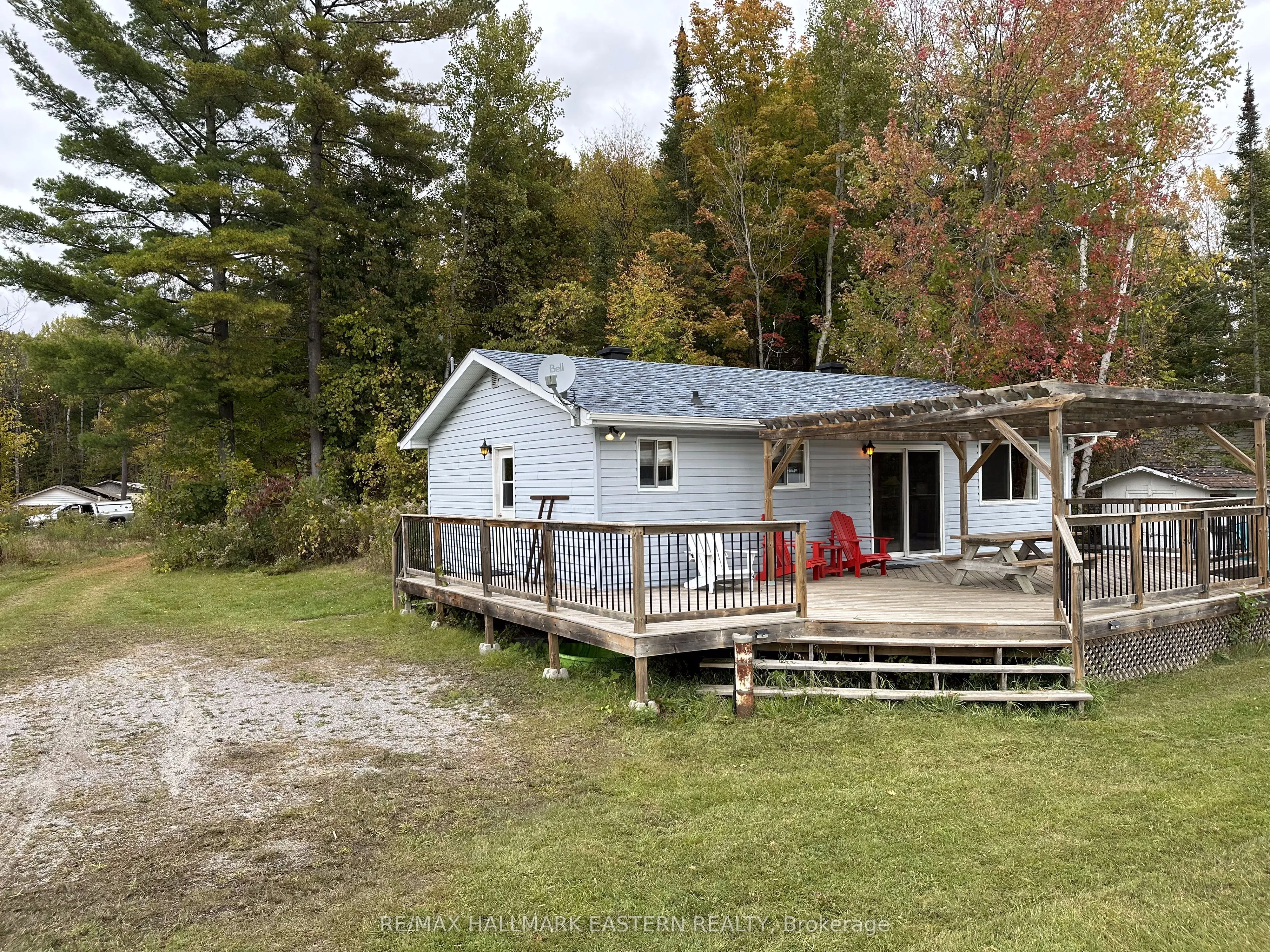 40 Arrow Bay Road, ON K9L 9R0
