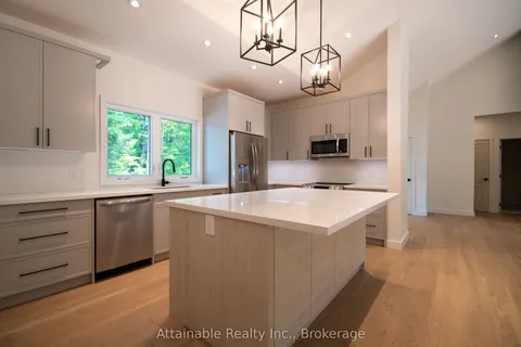 23 Collins Court, ON P0B 1M0