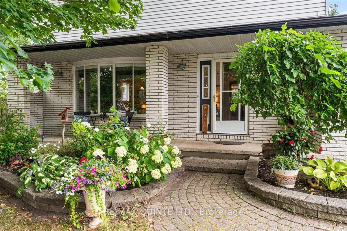 57 Kensington Crescent, ON K8P 4T4