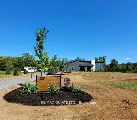225 Mitchells Crossroad N/A, ON K0K 2T0