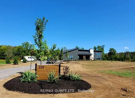 225 Mitchells Crossroad N/A, ON K0K 2T0