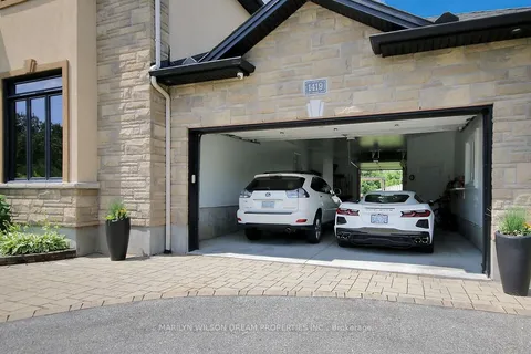 1419 Balmoral Drive, ON K1V 1E2