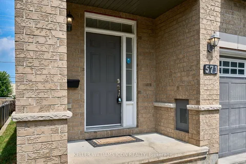 571 Remnor Avenue, ON K2T 0A5