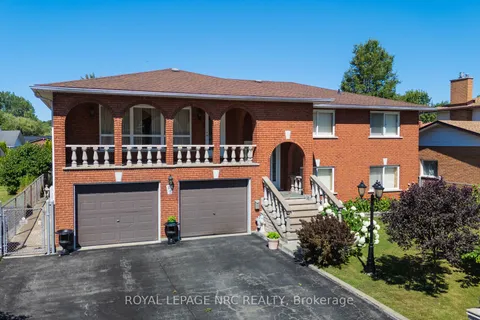 32 Gaspare Drive, ON L3K 2V2