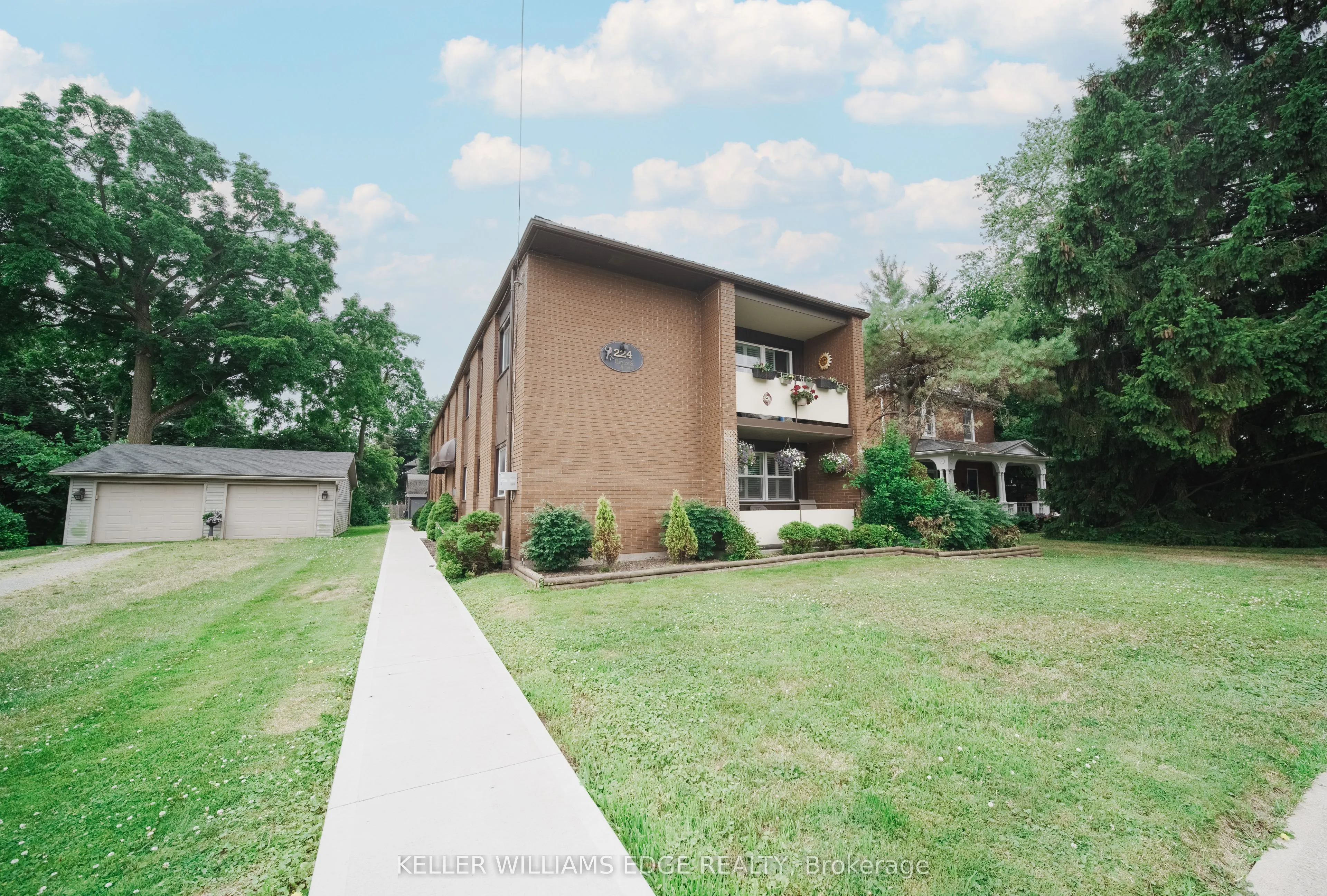 224 Clarence Street, ON L3K 3G6