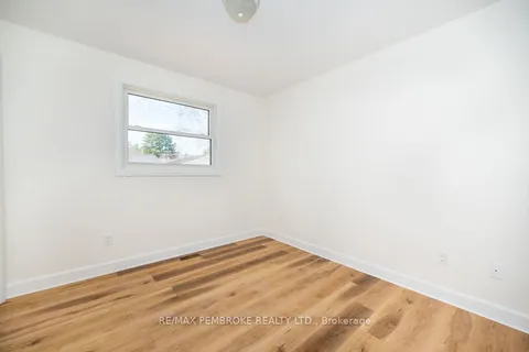 PT 1 Foymount Road, ON K0J 1T0