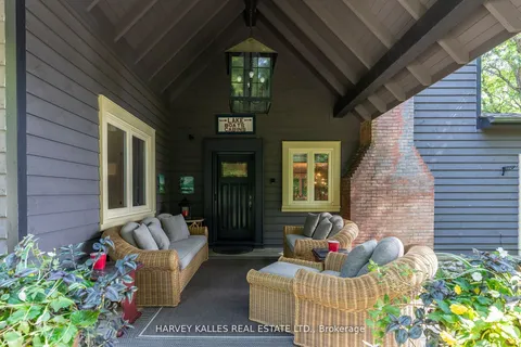 2045 Muskoka Rd 118W N/A, ON P1L 1W8