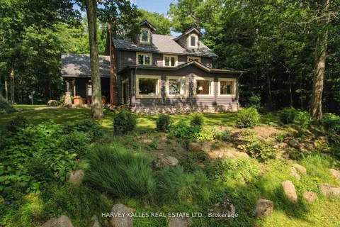 2045 Muskoka Rd 118W N/A, ON P1L 1W8