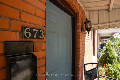 673 Wilson Street, ON L8L 1V4