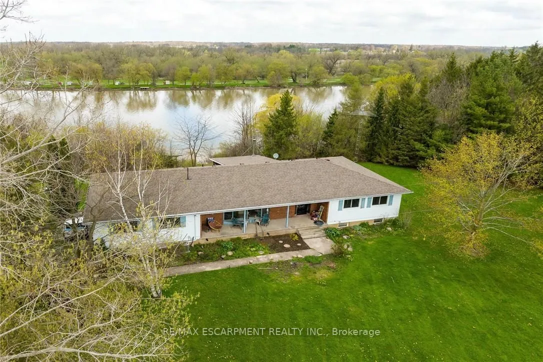 304 River Road, ON N1A 2W3