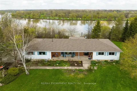 304 River Road, ON N1A 2W3