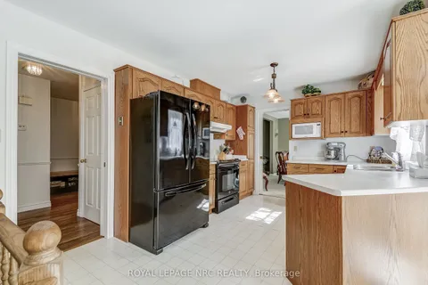 8 Hearth Court, ON L0S 1J0