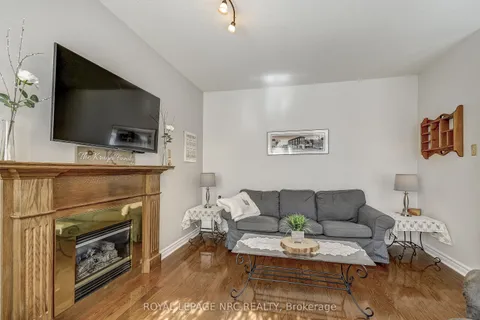 8 Hearth Court, ON L0S 1J0