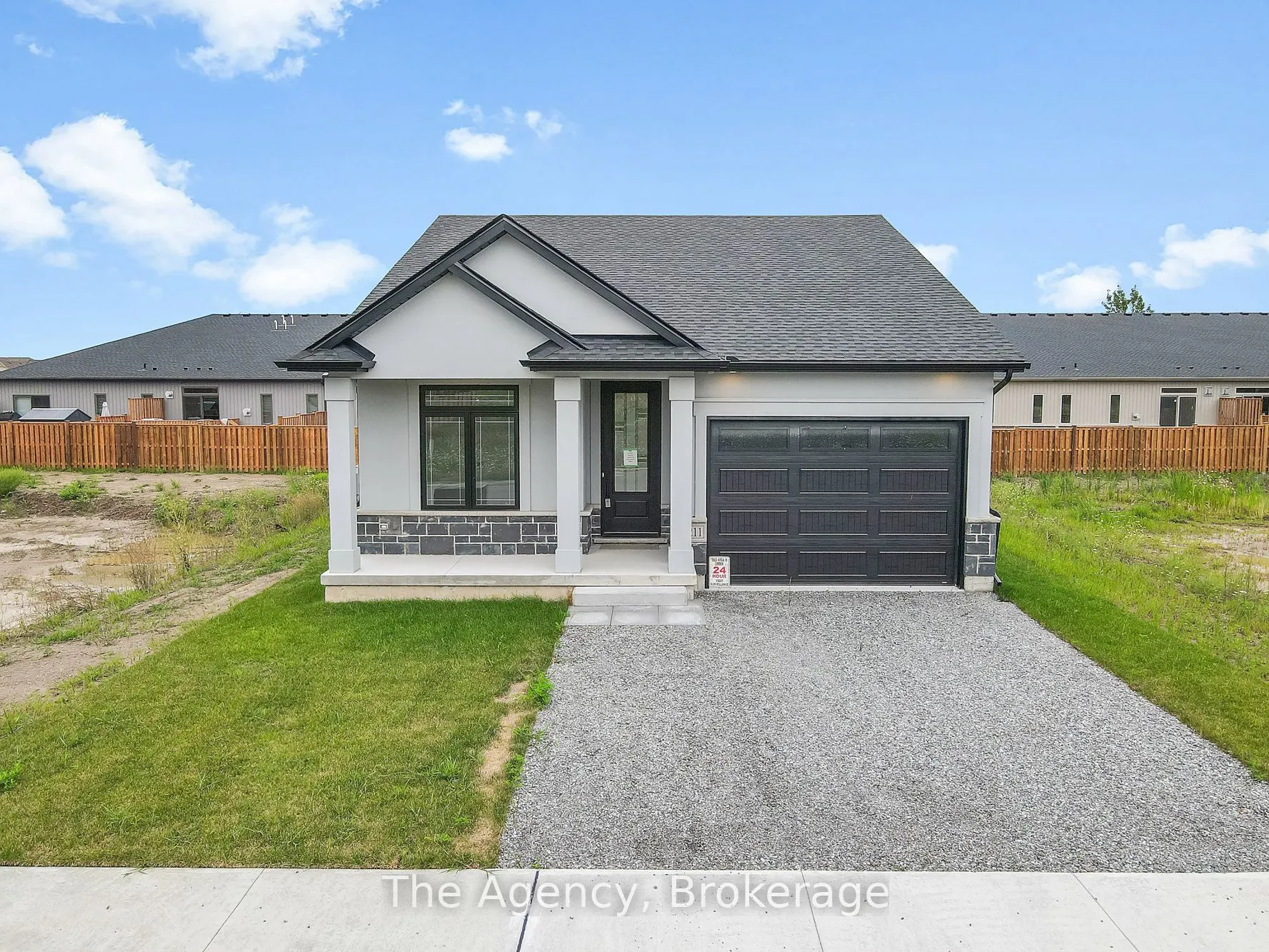 211 Sycamore Street, ON L3C 0J8