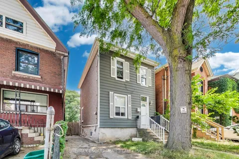 8 Madison Avenue, ON L8L 5Y3