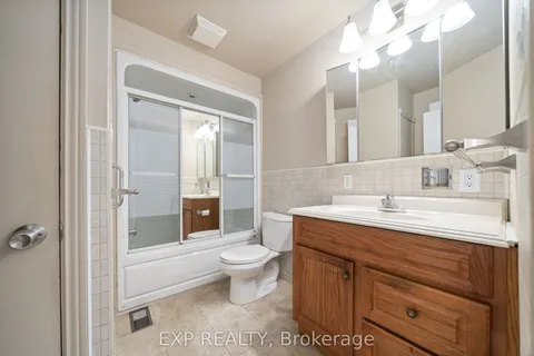 361 Picton Main Street, ON K0K 2T0