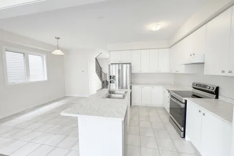 33 Basswood Crescent, ON N3W 0H5