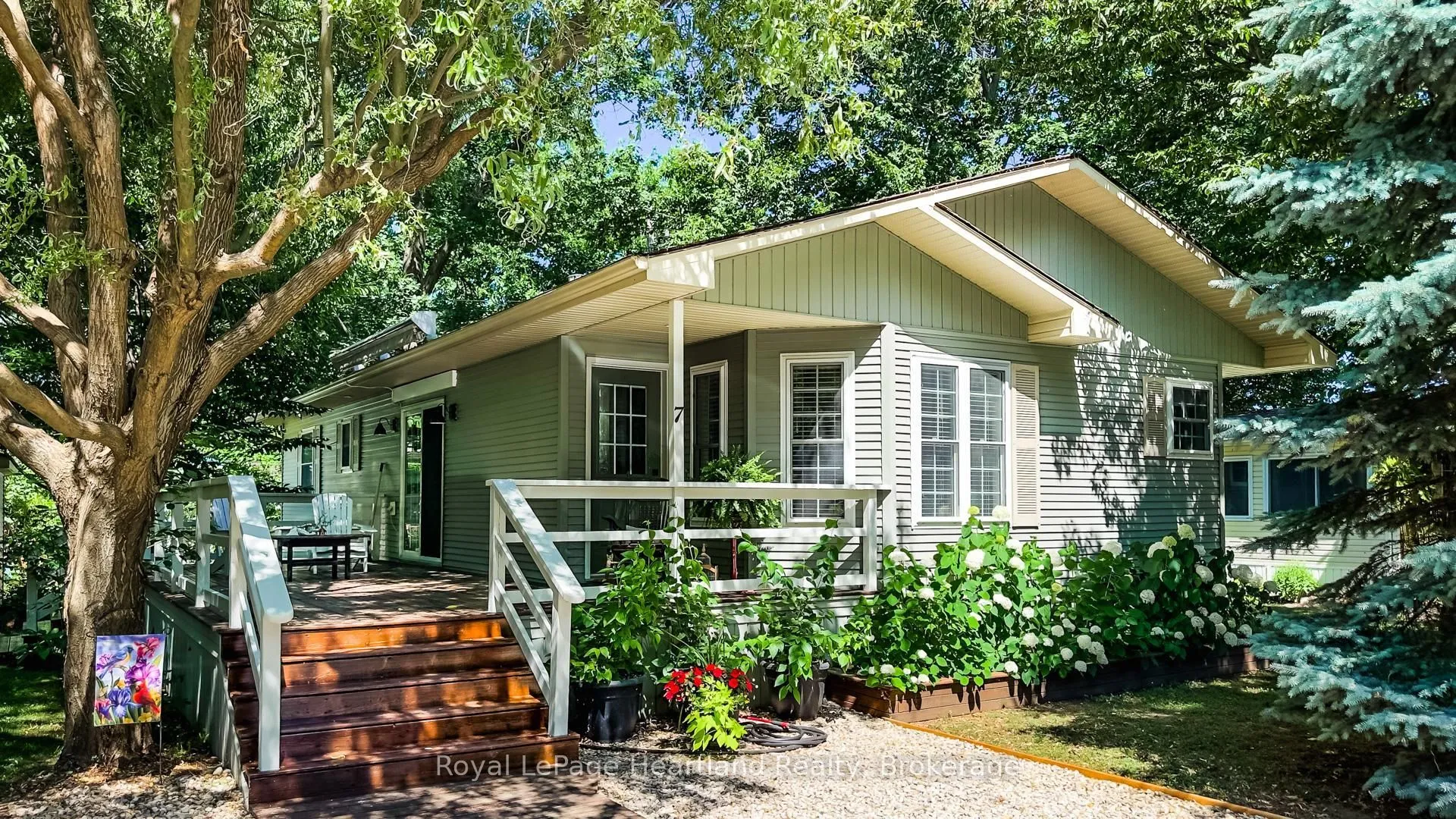 7 Cree Lane, ON N7A 3Y2