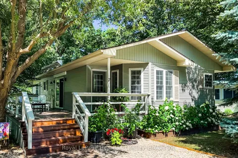 7 Cree Lane, ON N7A 3Y2