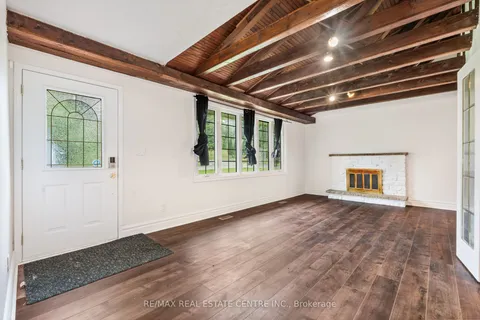 687 High Gate Park Drive, ON K7M 5Z7