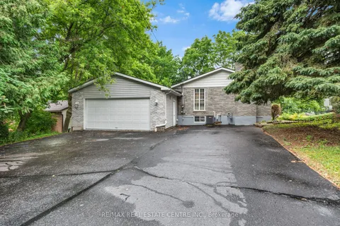 687 High Gate Park Drive, ON K7M 5Z7