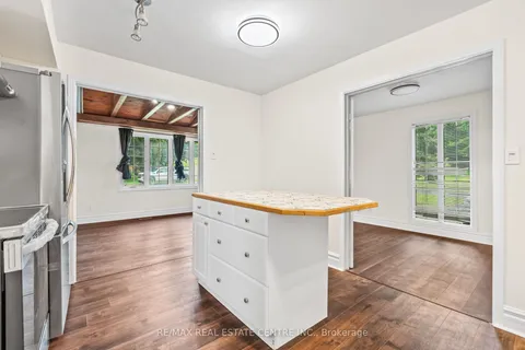 687 High Gate Park Drive, ON K7M 5Z7