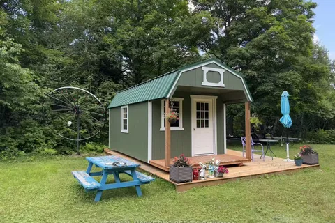 823 Relative Road, ON P0A 1C0