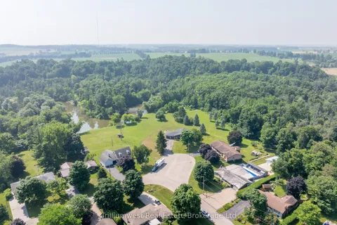 4 Colonial Drive, ON N0B 1E0