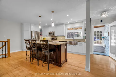 4 Colonial Drive, ON N0B 1E0