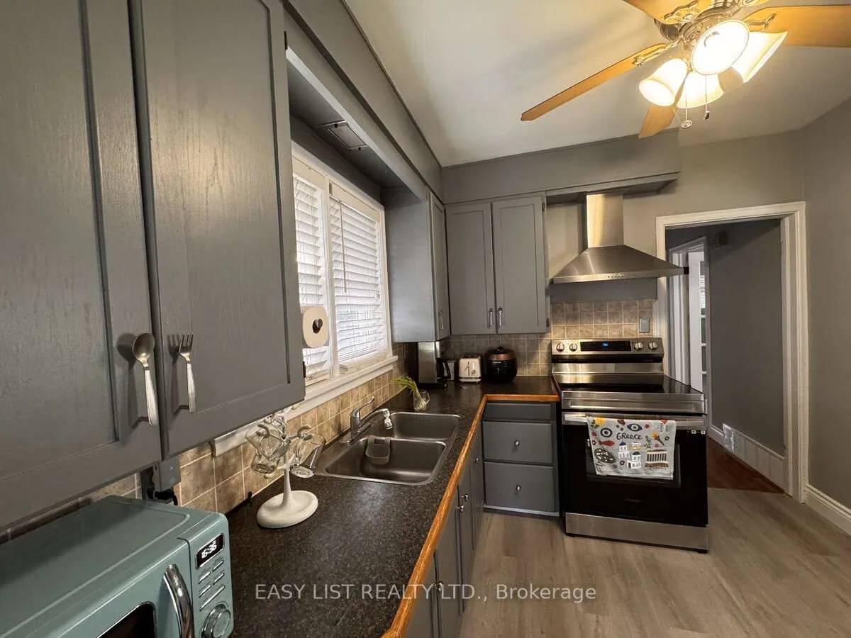 52 Fifth Street, ON L3B 4Z5