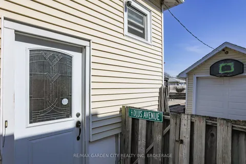 244 Niagara Street, ON L2M 4V6