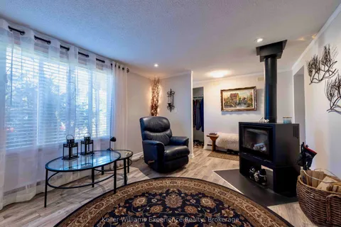 25 Wellington Street, ON P1L 1E8