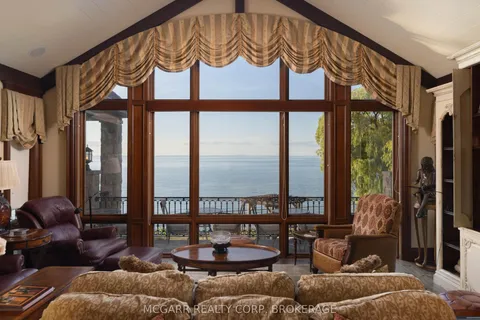 89 October Drive, ON L2N 6J4