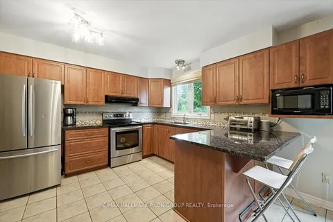 3351 Chilliwack Way, ON K1T 1P4
