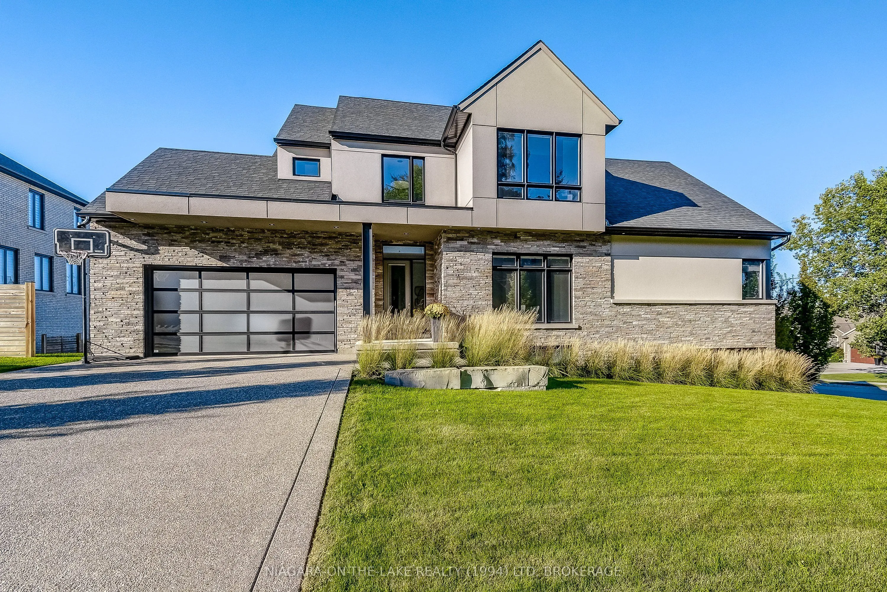 94 TANBARK Road, ON L0S 1J0