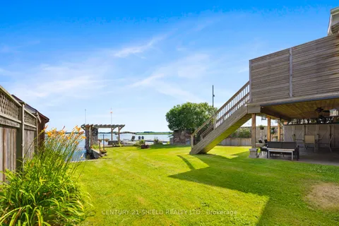 19018 County Road 2 Road, ON K6H 5R5