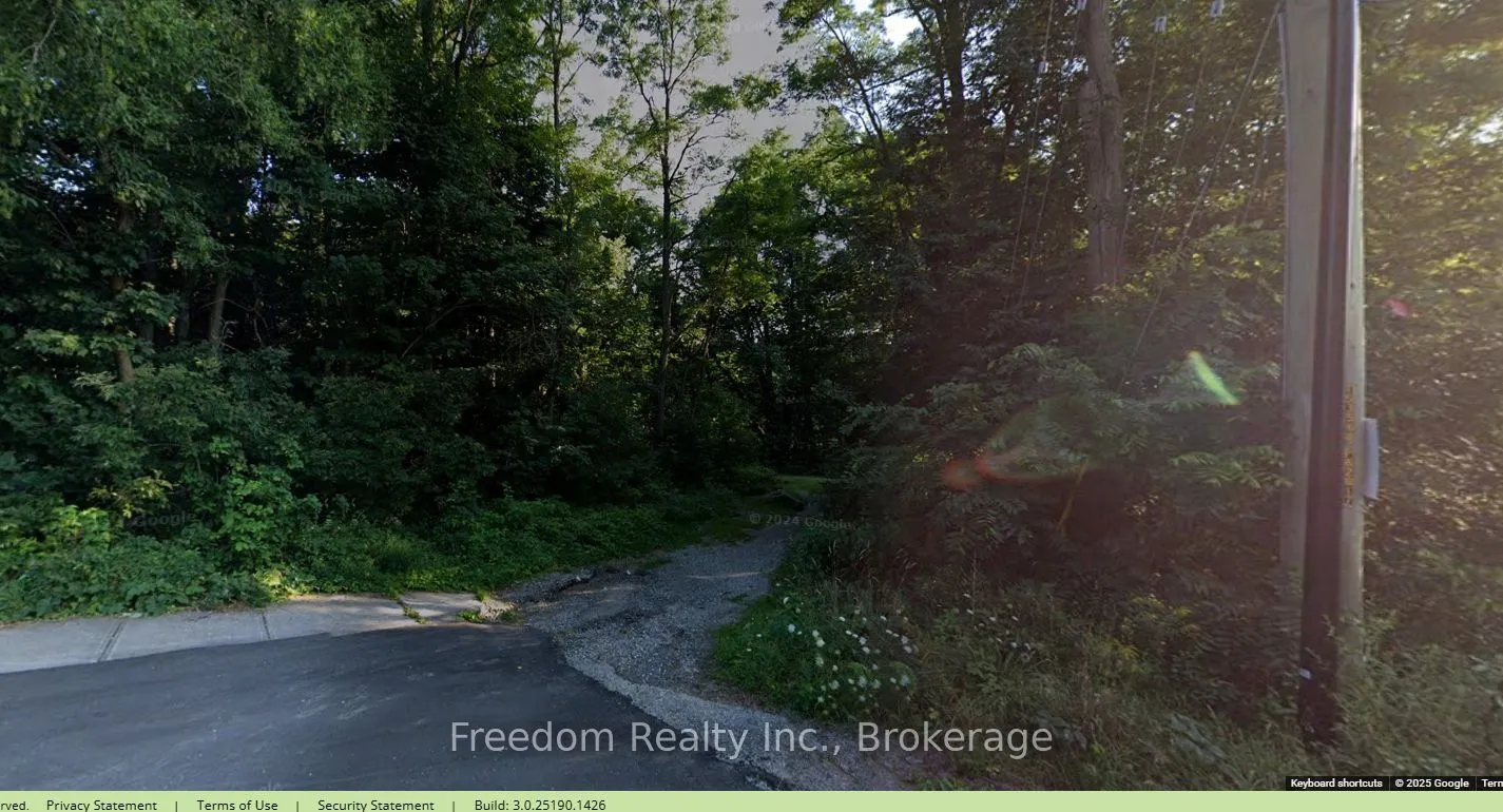 00 James Street, ON P1P 1J7