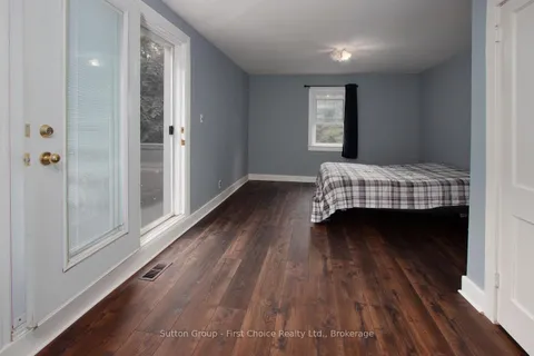 270 Devon Street, ON N5A 2Z9