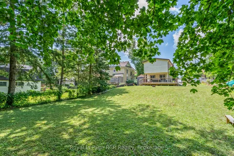 343 10th Avenue, ON N4N 2N4