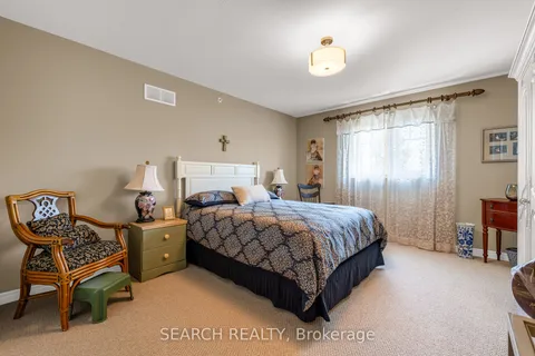 54 VIDEL Crescent, ON L2W 0A3