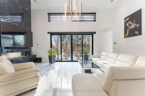 6 Campbell Farm Road, ON N3T 5L6