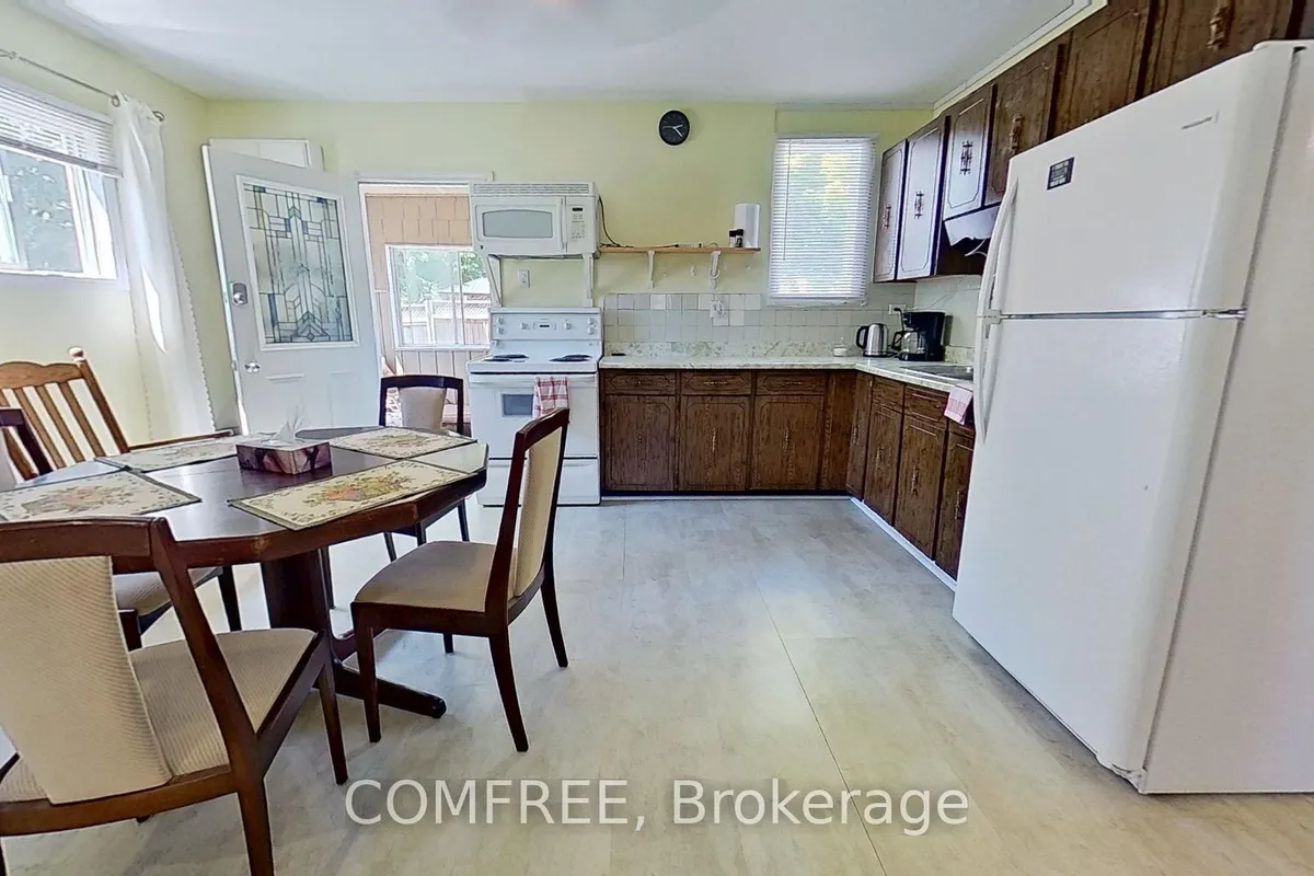 110 Gilbert Street, ON K8P 3H2