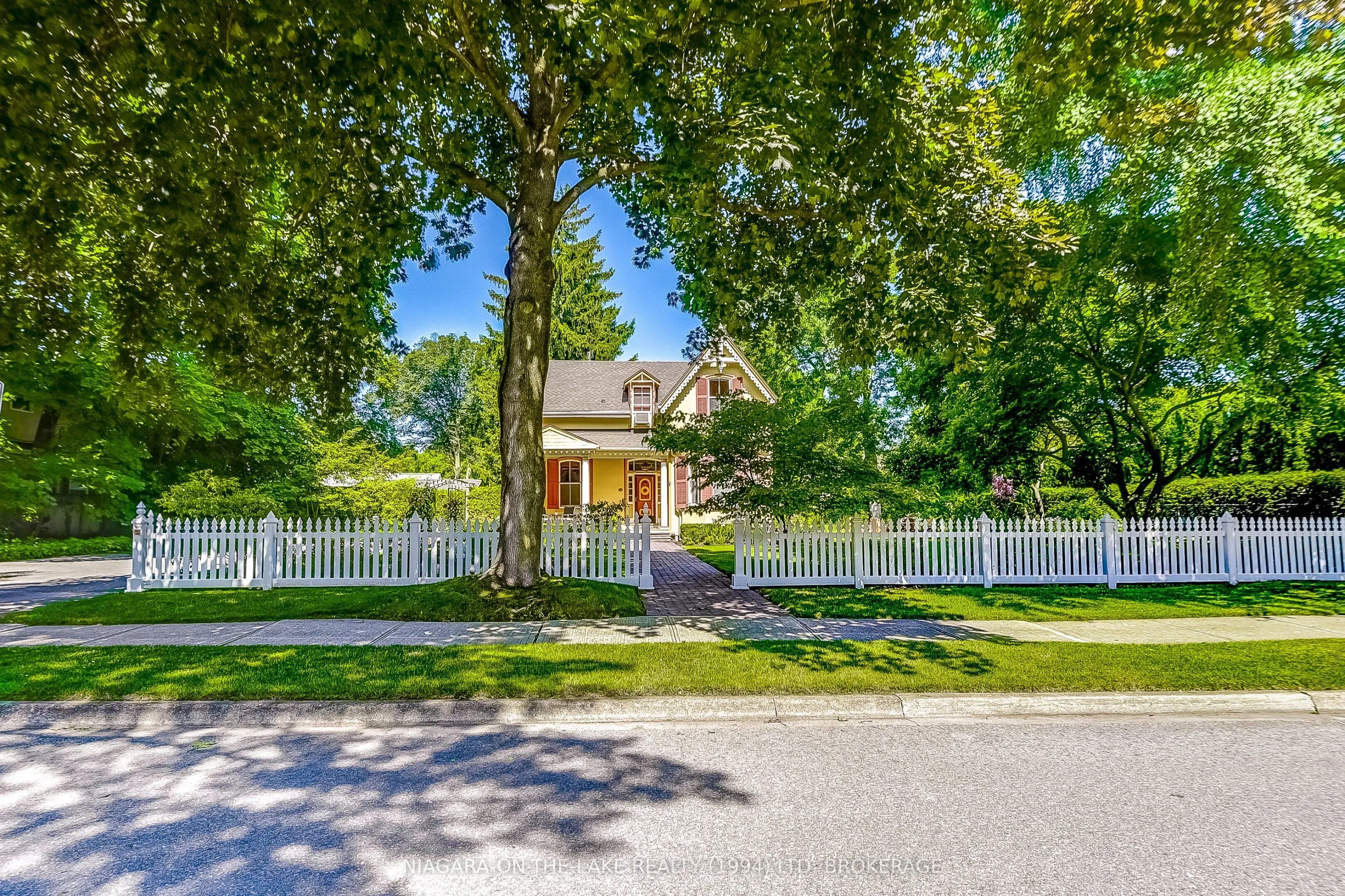 129 VICTORIA Street, ON L0S 1J0