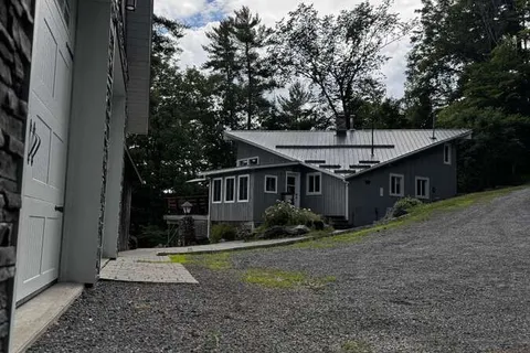 4 Stackwall Lane, ON K0J 1H0