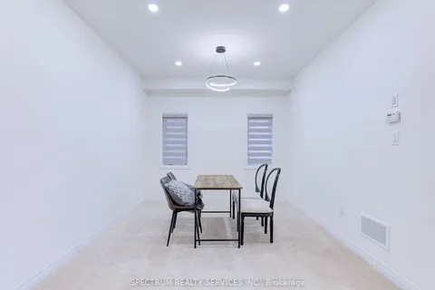 44 Dennis Avenue, ON N3V 0B9